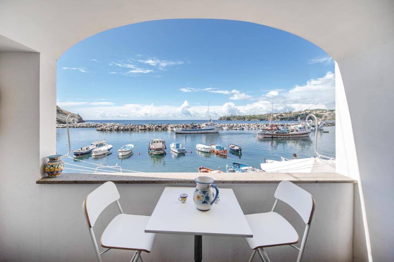 Casa Cinzia In Marina Di Corricella Villa Procida Eksteriør bilde