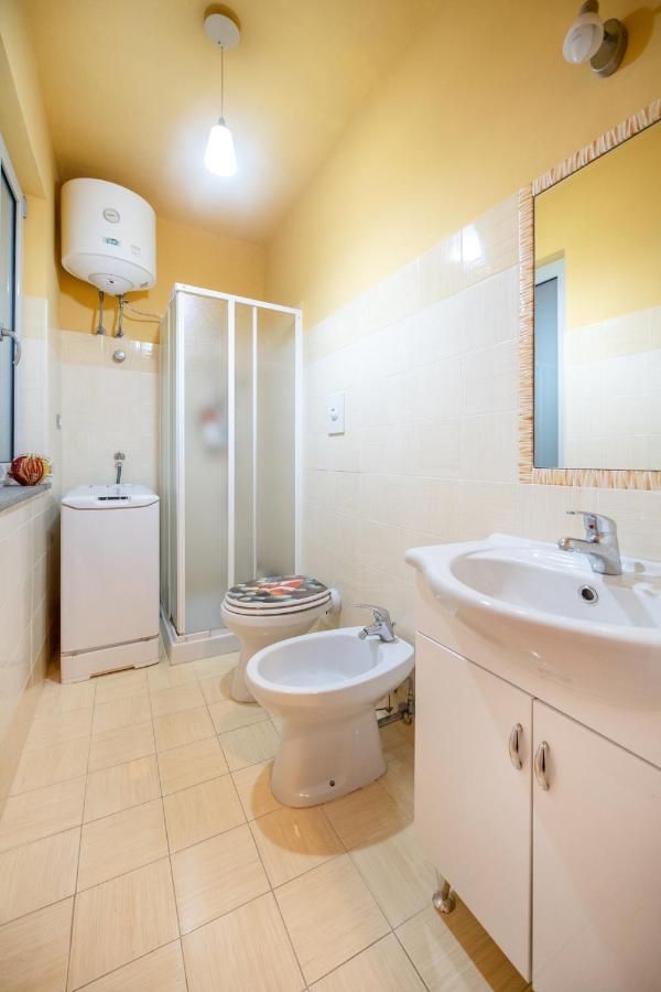 Casa Cinzia In Marina Di Corricella Villa Procida Eksteriør bilde